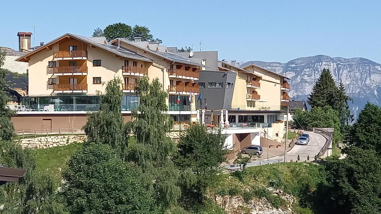 Hotel Monte Bondone Vaneze Exterior photo